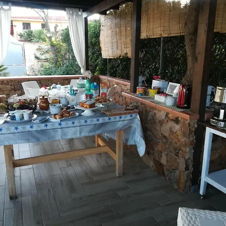 Tanit Bed & Breakfast *