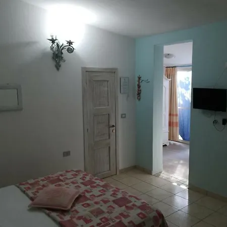 Tanit Bed & Breakfast *