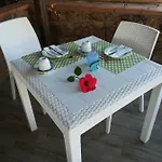 Tanit Frühstückspension *