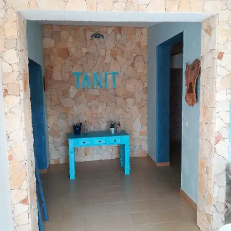Tanit فندق مبيت وإفطار