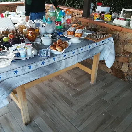 Tanit Bed & Breakfast *