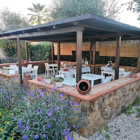 Tanit Frühstückspension Chia